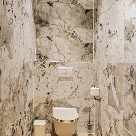 Harbour Boutique Hotel