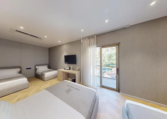 Harbour Boutique Shëngjin