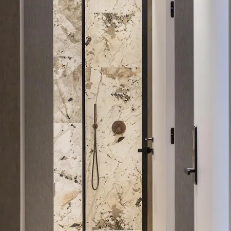 ホテル Harbour Boutique Shëngjin